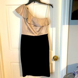 White House/Black Market formal black & gold off the shoulder dress size 6